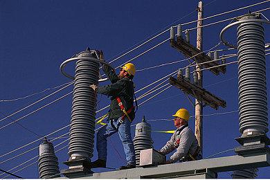 《雪地奔驰》迎来一个新的DLC，并带来一系列的《战锤40K》贴纸来庆祝骷髅节